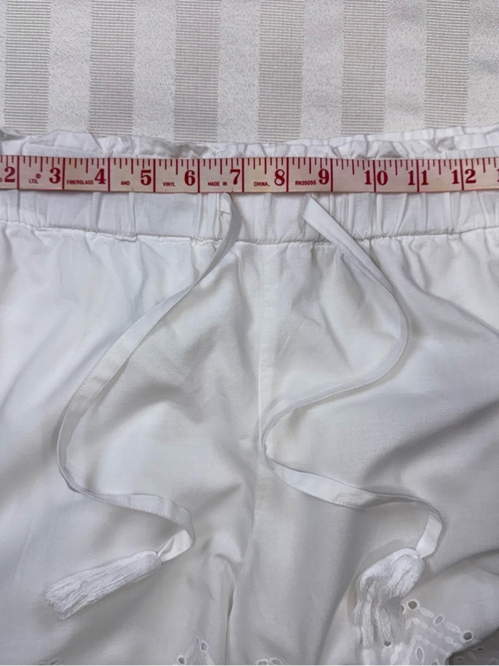 Talbots Small White Eyelet Scalloped Hem Drawstring Shorts Lined Pockets - Picture 5 of 13